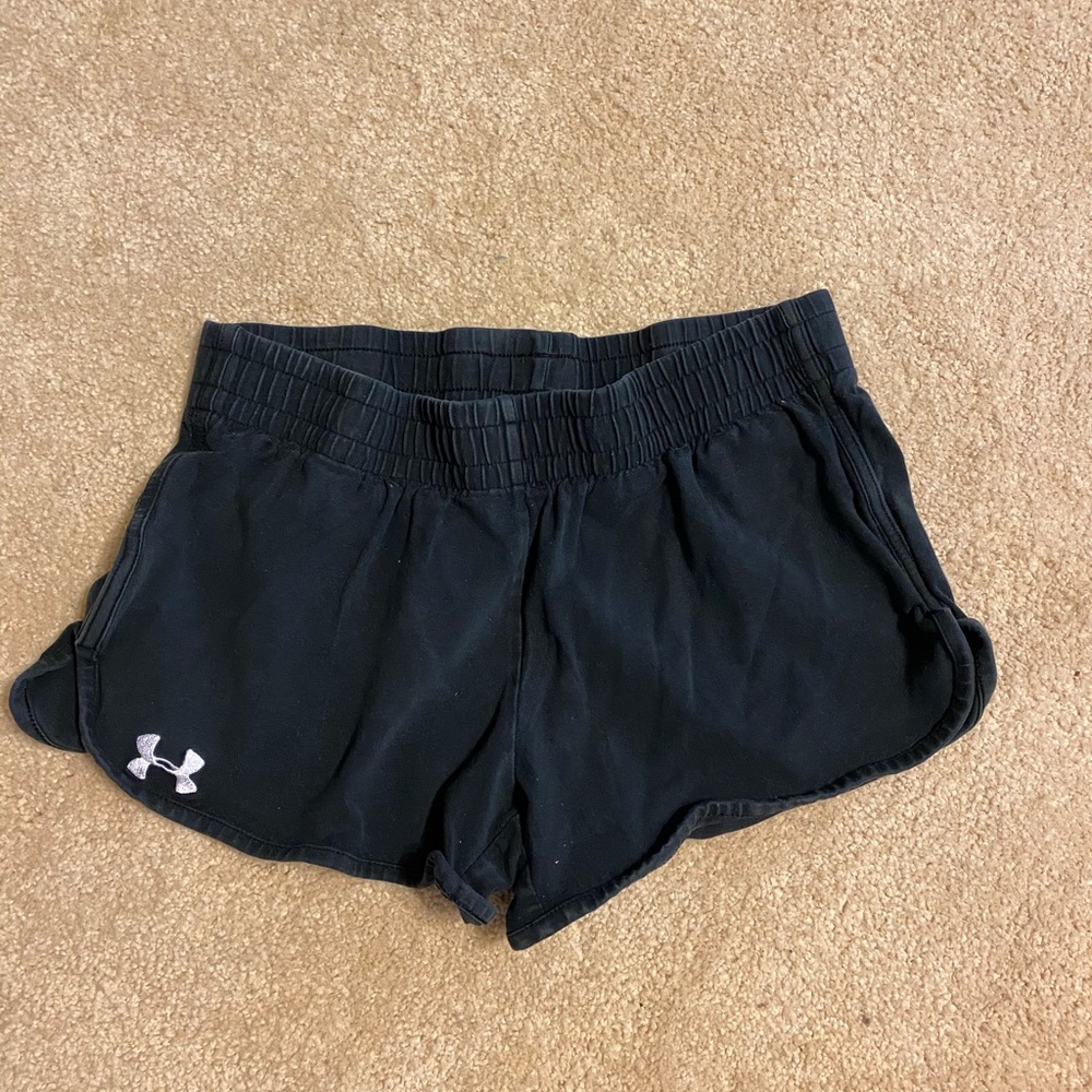 Underarmor shorts!!
